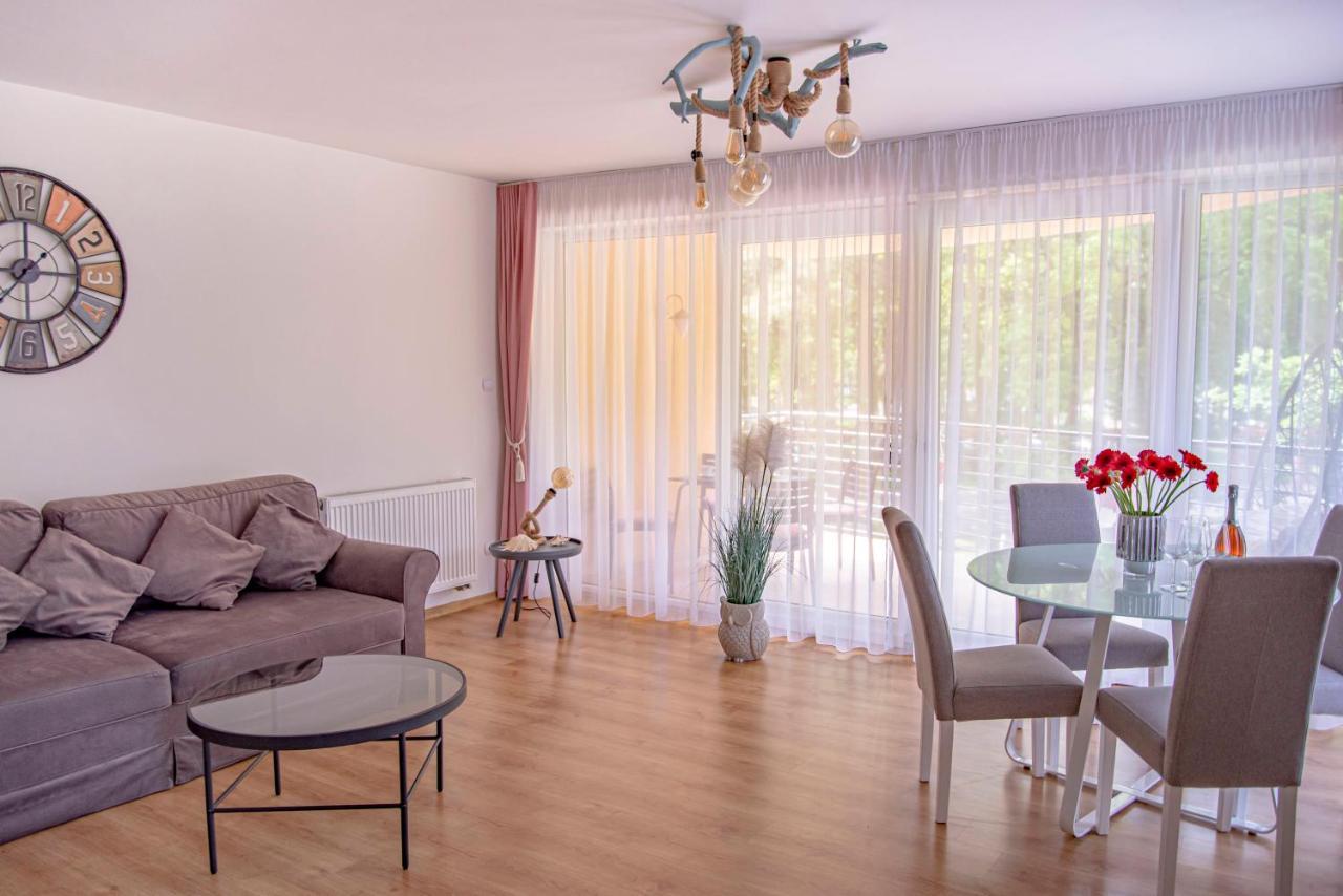 Apartamenty Kornel Pobierowo Εξωτερικό φωτογραφία